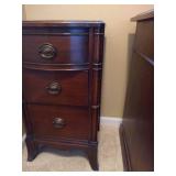 Wood 3-Drawer Cabinet Wood 3-Drawer Cabinet