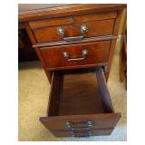 L-Shaped Office Desk & Chair L-Shaped Office Desk & Chair
