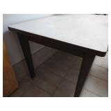 Heavy-Duty Table Heavy-Duty Table