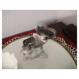 Decorative Mirror, Doily & Accessories Decorative Mirror, Doily & Accessories