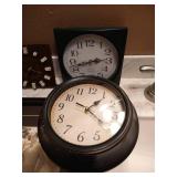 (3) Clocks & (3) Stooges (3) Clocks & (3) Stooges