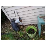 Yard Decor - Bench, Pots, Etc Yard Decor - Bench, Pots, Etc