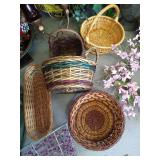 Baskets & Decor Baskets & Decor