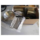 Pans, Baking Sheets, Etc - Brand New Pizza Pan Pans, Baking Sheets, Etc - Brand New Pizza Pan