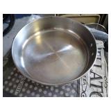 Pans, Baking Sheets, Etc - Brand New Pizza Pan Pans, Baking Sheets, Etc - Brand New Pizza Pan