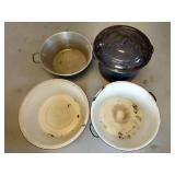 (4) Large Bowls - Canning, Etc (4) Large Bowls - Canning, Etc