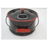Enamelware Stockpot (Black with Red Trim)