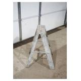 Aluminum Step Stool 26" tall