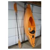 8 ft. Kayak & NEW Oar