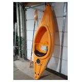8 ft. Kayak & NEW Oar