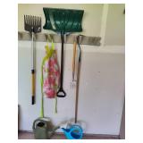 Lot of Gardening Tools/Shovel