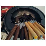 Fondue Pots, Skewers & Recipe Books