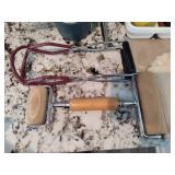 Assorted Kitchen Storage/Utensils