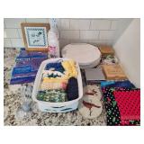 Lot of Small Kitchen Housewares