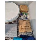 Lot of Small Kitchen Housewares
