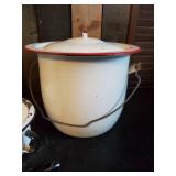 Vintage Enamelware Pots and Long Handle Scoop