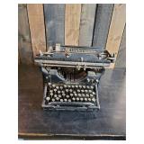 Underwood Standard Typewriter, great display