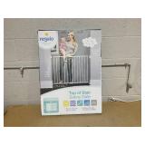 Regalo 2-in-1 Extra Wide Stairway and Hallway Walk ThroughBaby Safety Gate, Hardware Mounting, White 24"x40.5"x28.5"