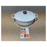 LE CREUSET Signature Oval Dutch Oven Orange