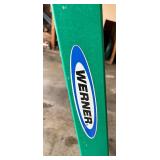 G - Werner 6 Foot Green Fiberglass Step Ladder 225 lb Capacity