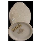 DR - Lenox Pierced Ribbon Bowl and Embossed Floral Vase Set, 6.5 Inches Tall