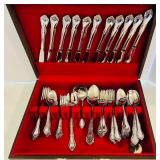 K - Oneida Stainless Flatware Set with Wooden Case - 78 Pieces