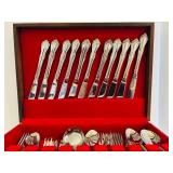 K - Oneida Stainless Flatware Set with Wooden Case - 78 Pieces