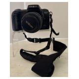 Minolta Dynax Maxxum 700si Vintage 35mm Camera Bundle with Lenses and Manual