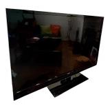 LR - Vizio 47-Inch M470SL LED TV with Remote Control