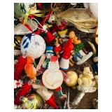 Lr - Large Collection of Vintage and Holiday Christmas Decorations and Ornaments