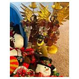 Lr - Large Collection of Vintage and Holiday Christmas Decorations and Ornaments