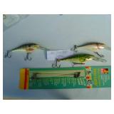 Mixed lot of 3 - #7 Rapala Shad Raps and 3 Pack of Leaders
