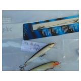 Mixed Lot of 2 - Rapala #9 Countdown, 2 - #9 Rapala Floating Rap and 3 Pack of Leaders