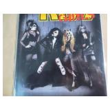 IDW #5 Cover A Kiss Girls Kiss Meet...