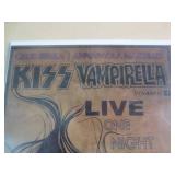 2 Dynamite #1 Kiss Vampirella Live ...