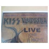 2 Dynamite #1 Kiss Vampirella Live ...