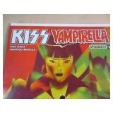 2 Dynamite #5 Cover A Kiss Vampirel...