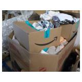 Pallet of Drapes, Curtains, and mor...