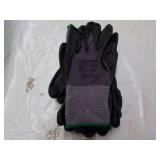 6 pair Loccet Work Gloves...