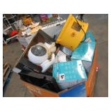 Pallet of Store Overstock and Ecommerce Product and Returns Pallet of Store Overstock and Ecommerce Product and Returns