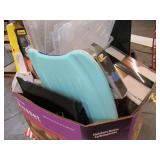 Pallet of Store Overstock and Ecommerce Product and Returns Pallet of Store Overstock and Ecommerce Product and Returns