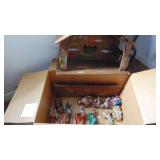 Vintage Japan Nativity Set with Crehe