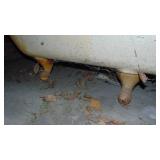 4.5 Ft Vintage Cast Iron Tub with Ball Feet