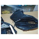 2 Pack CCM Goalie Gloves 2 Pack CCM Goalie Gloves