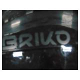 Briko Vulcano FIS 6.8  Ski Racing Helmet With Chin Guard Size 58 CM Briko Vulcano FIS 6.8  Ski Racing Helmet With Chin Guard Size 58 CM