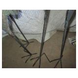 3ft metal bird lawn ornaments...