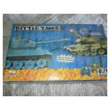 Remote control Battle Tank set in o...