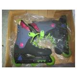 Lightning Roller blades good condit...