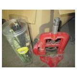 Large lot of household tools, suppl...