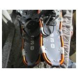 Sherpa 930 snow shoes with poles an...